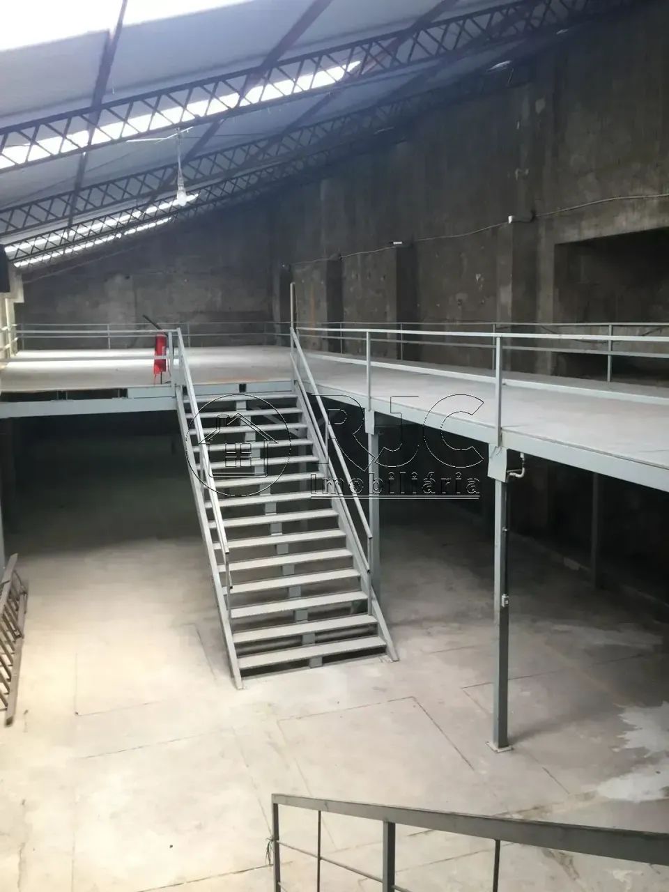 Imóvel para venda possui 1084 metros quadrados com 1 quarto em Estácio - Rio de Janeiro -  - Foto 2