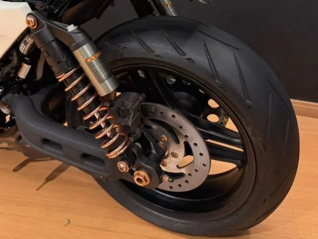 XR1200X VIP DESIGN - Foto 5
