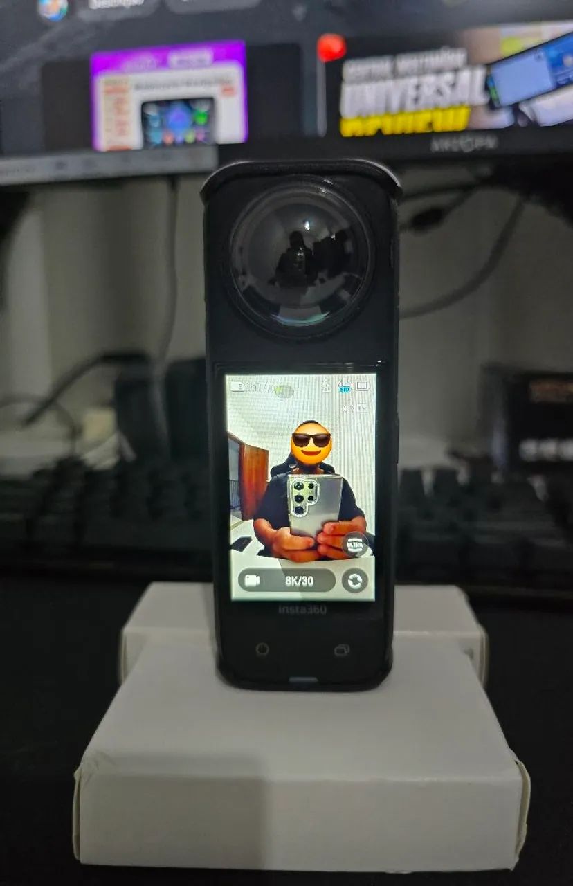 Câmera Insta360 X4