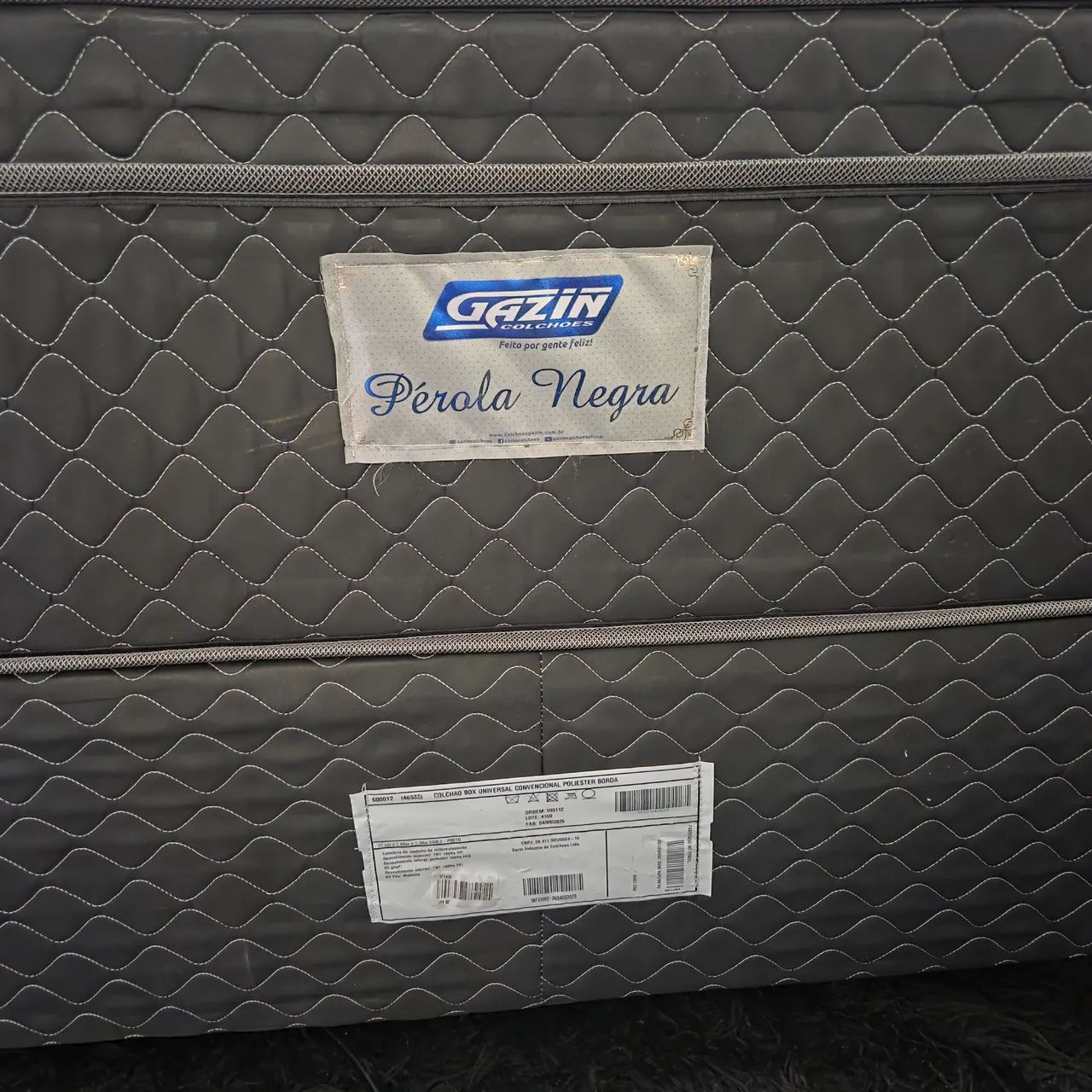 Cama Box pérola negra em excelente estado - Foto 5