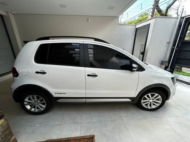 Volkswagen Fox Fox TRACK 1.0 Flex 12V 5p 2017