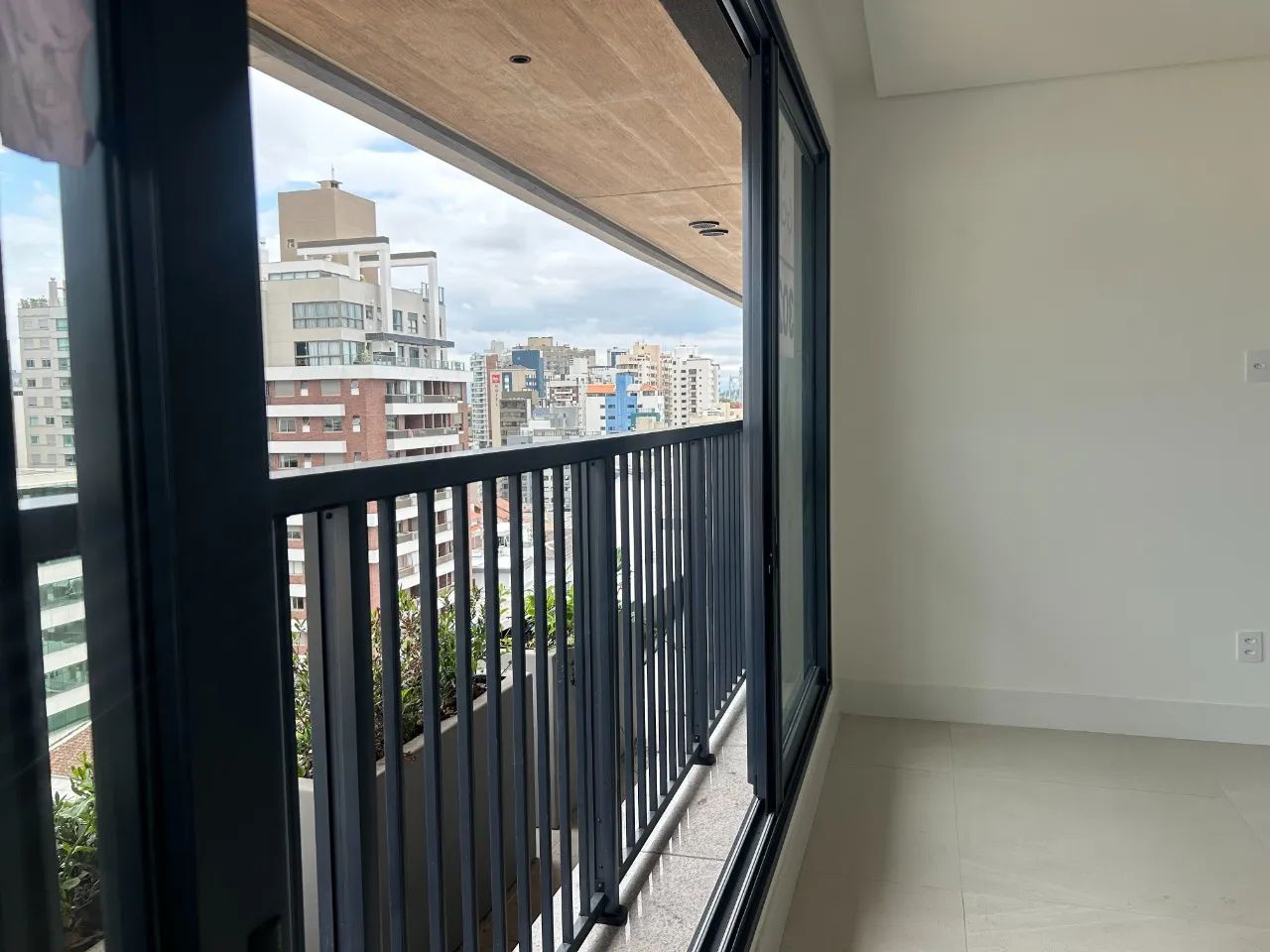 Apartamento com 3 suítes no centro, Florianópolis. - Foto 3