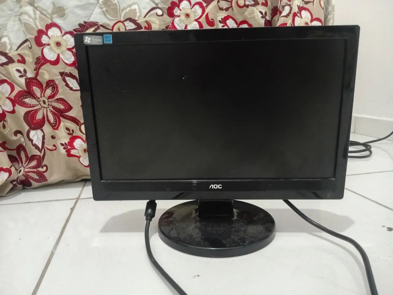Monitor AOC modelo 16195wa usado