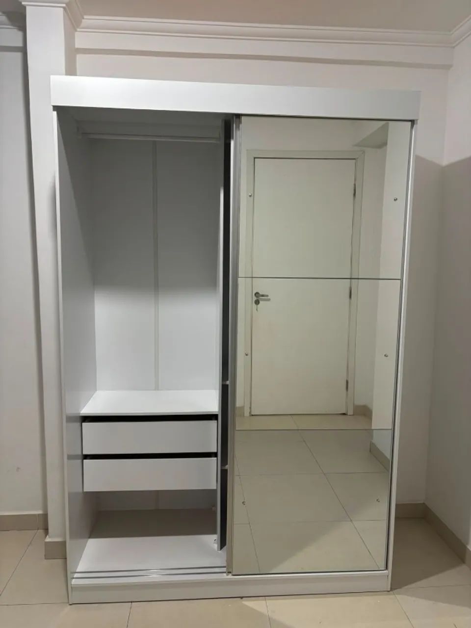 Armário Duas Portas com Espelho - Foto 4