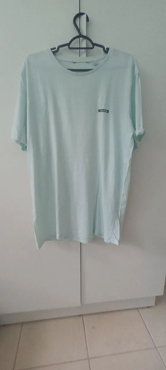 Camisa Calvin Klein Tamanho XXL - Foto 2