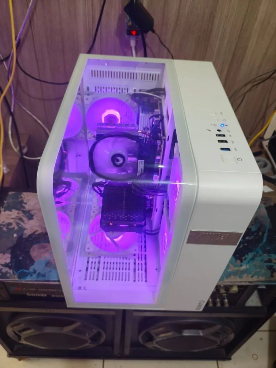 PC AM5 RYZEN 7 7800X3D E RX9060XT DE 16GB PEGO PS4 XBOX E XBOX E PS5 COM VOLTA - Foto 2