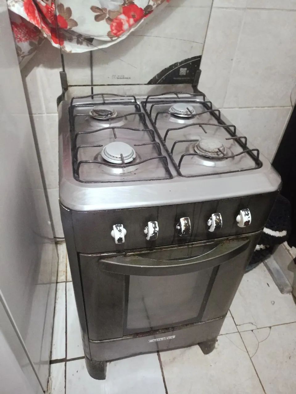 Fogão de quatro bocas - Foto 3