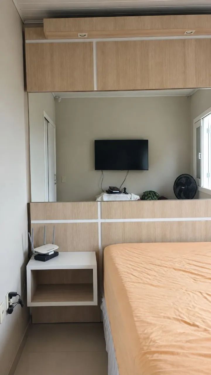VENDO CABECEIRA COM PAINEL E NICHOS - Foto 4