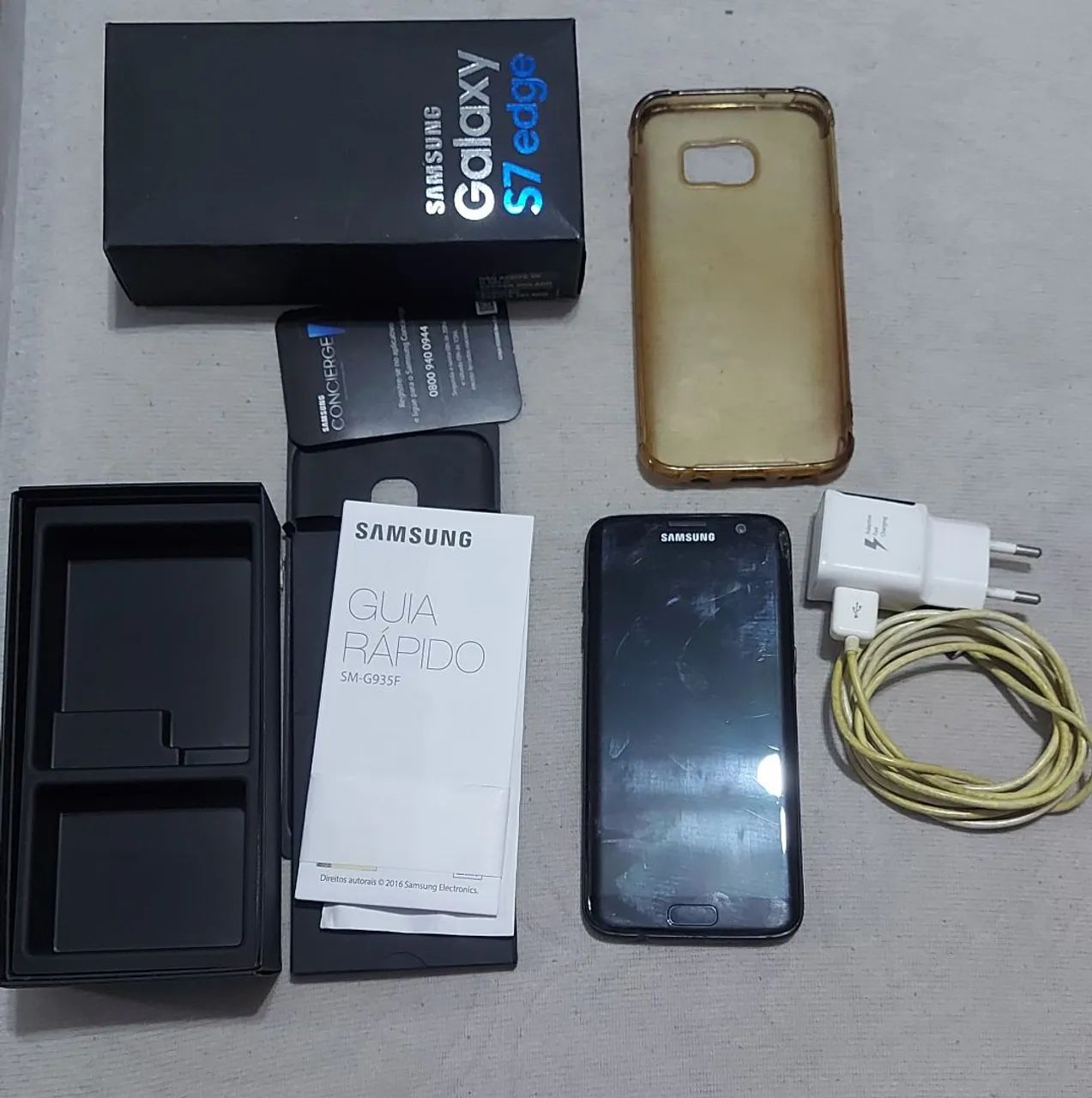 S7 edge black piano