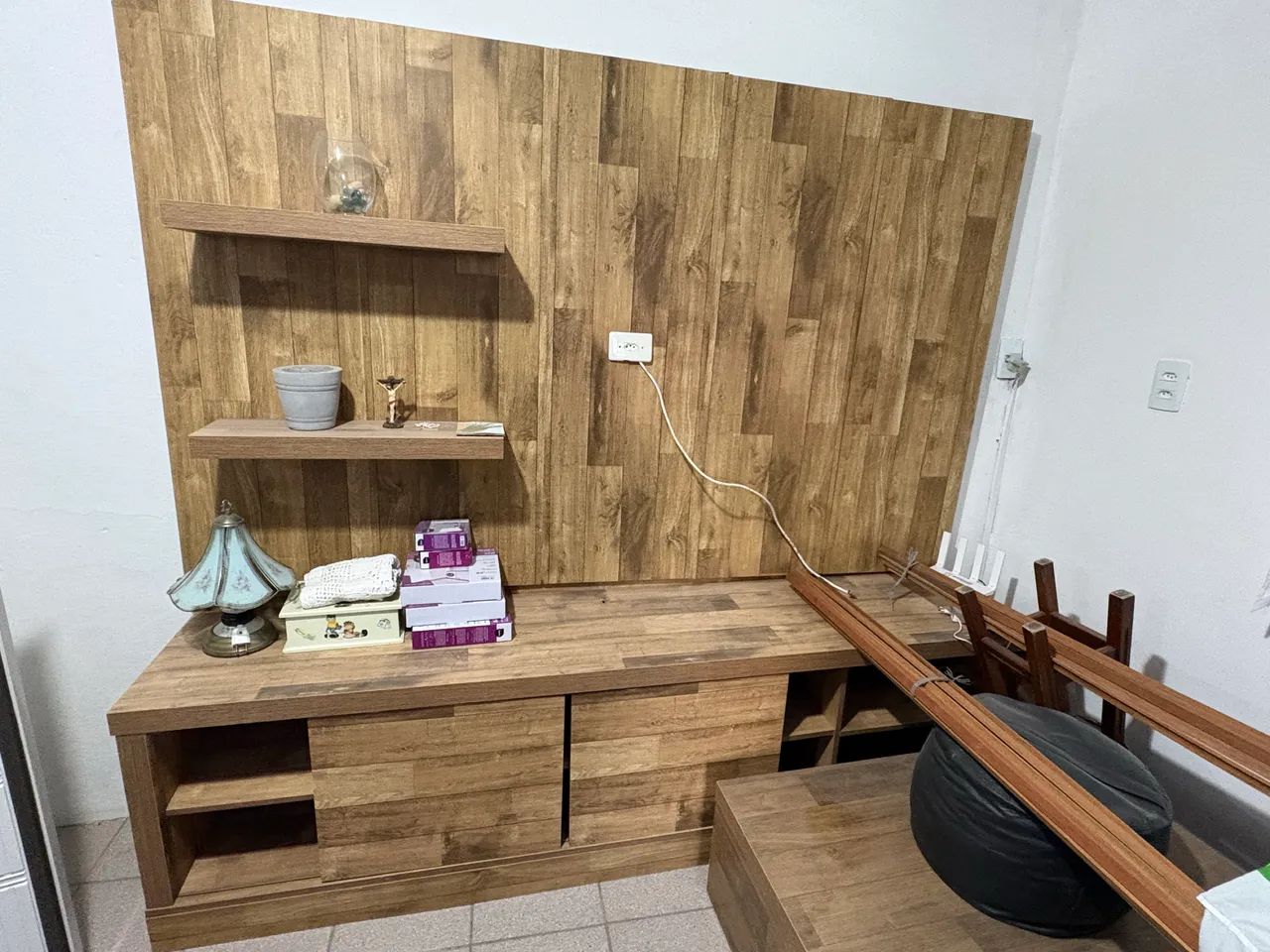 Selling TV console + coffee table65082640990081120