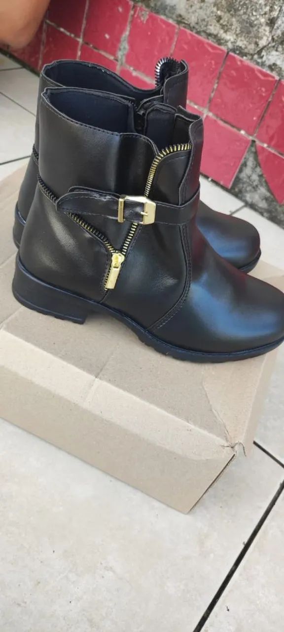 Vendo bota feminina nova - Foto 4
