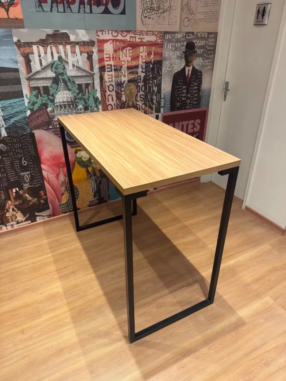Mesa de MDF 102,5 x 59,5 x 120 cm