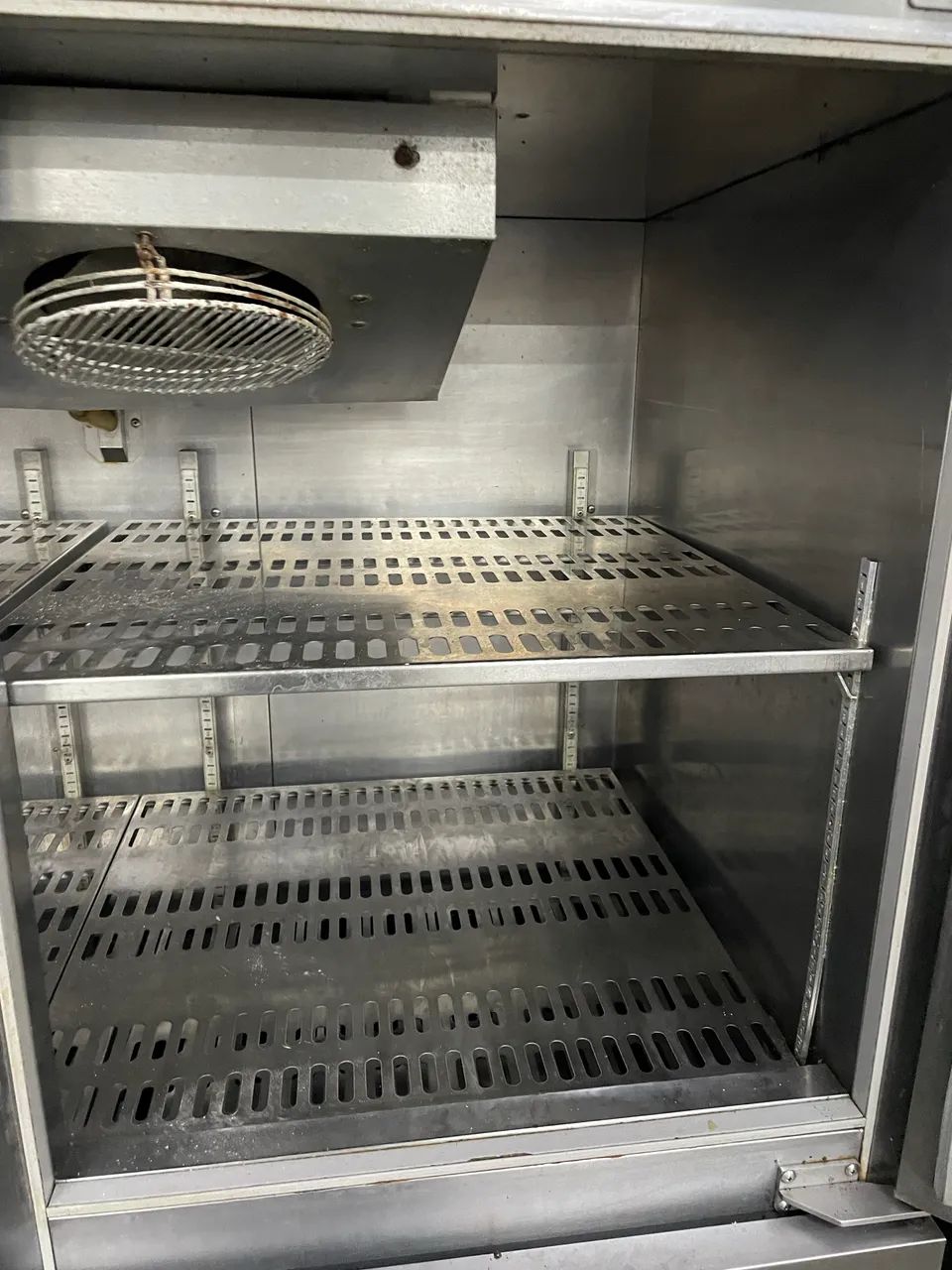 Refrigerador Macom inox 4 portas 220V - Foto 4
