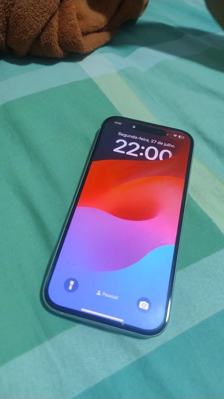 iPhone 15 normal (256 GB), em perfeito estado 86% de bateria. - Foto 2