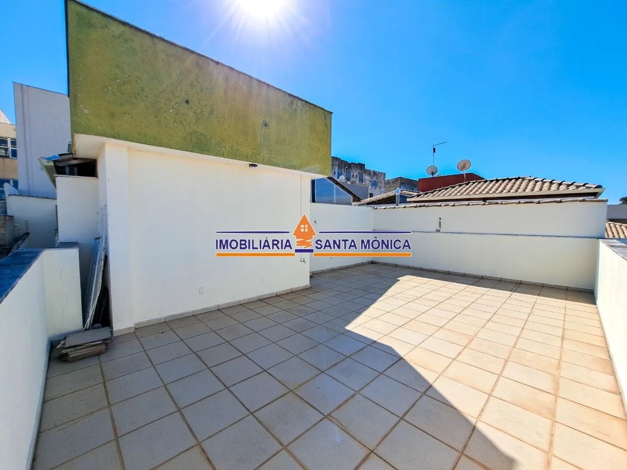 Cobertura 2 quartos com suíte - Santa Mônica