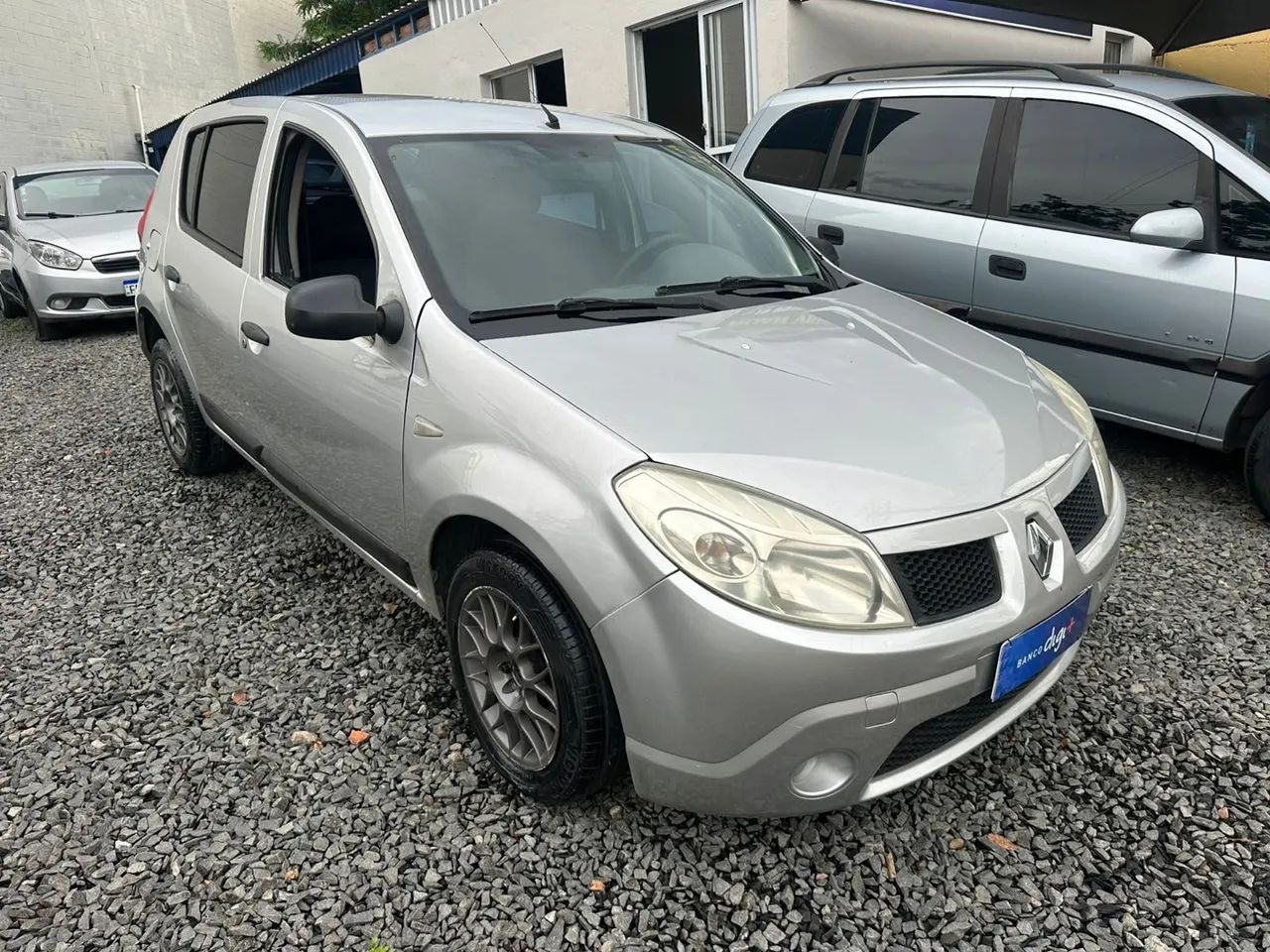 Renault Sandero Expression Hi-Flex 1.6 8V 5p, foto 2 de 4