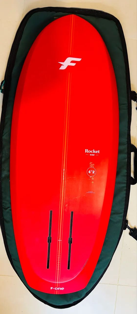 Prancha F-one Rocket Surf 4.2 polegadas e 28 litros - zerada com capa - Foto 3
