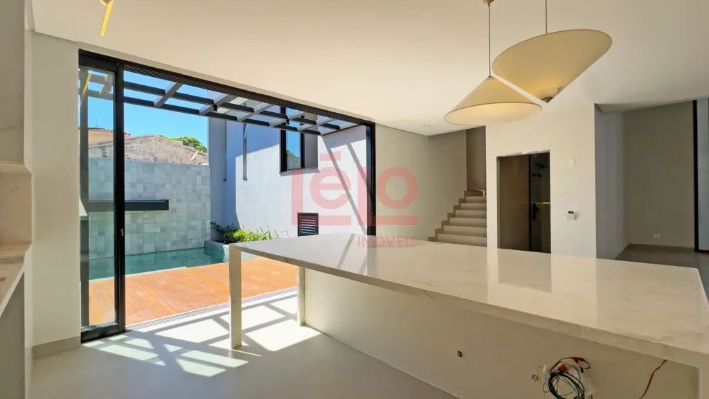 Casa dos sonhos na zona 04, a 50 metros do bosque 2 - Foto 5