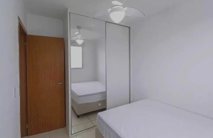 Apartamento ( 2 dormitórios ) , aluguel anual com caução e com mobília. 