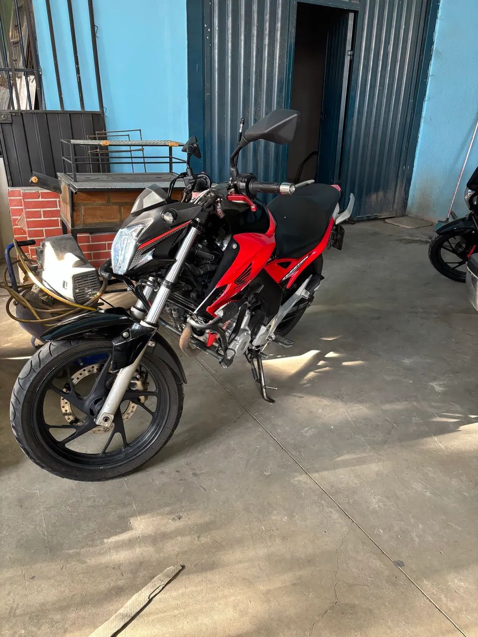 Cb 250f vermelha 2019 - Foto 3