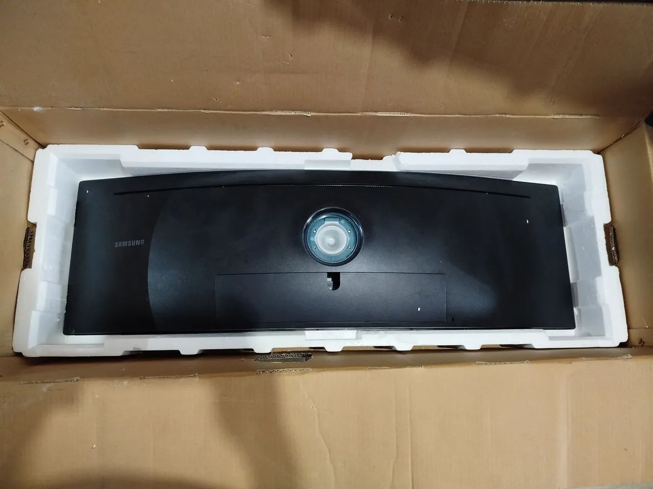 Monitor Qled 49 polegadas curvado Samsung Gaming - Foto 4