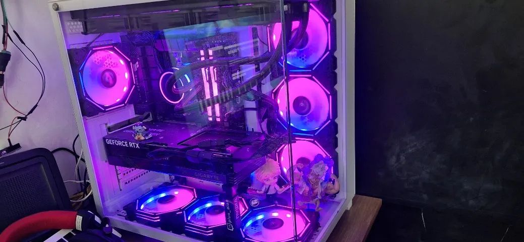 PC GAMER DE ALTO DESEMPENHO À VENDA