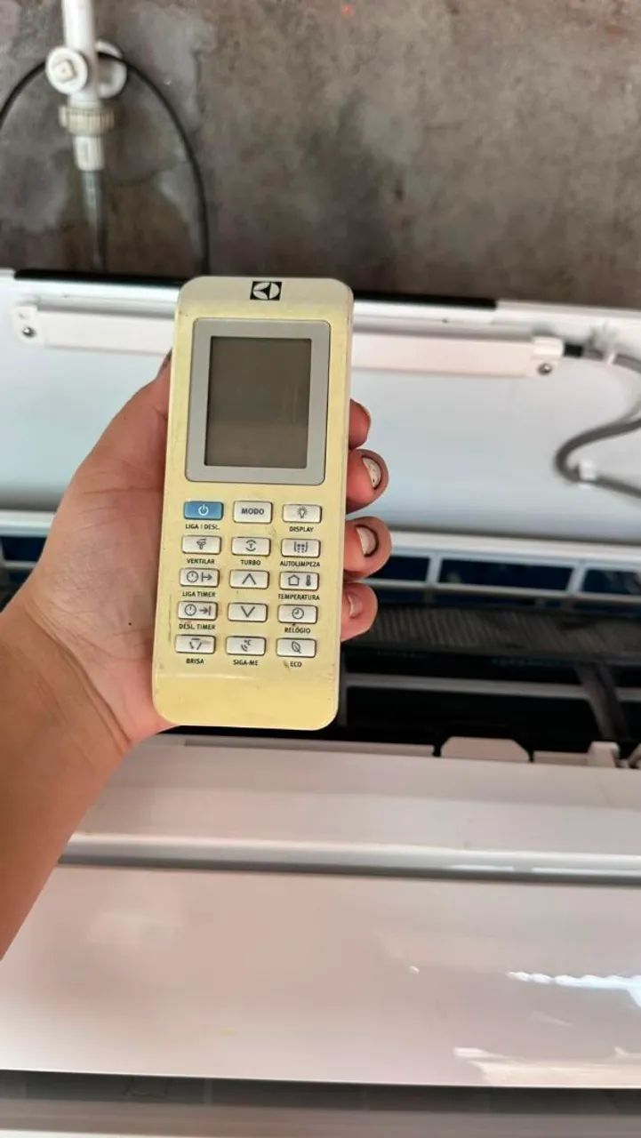 Evaporadora Electrolux 12 btus - Foto 4