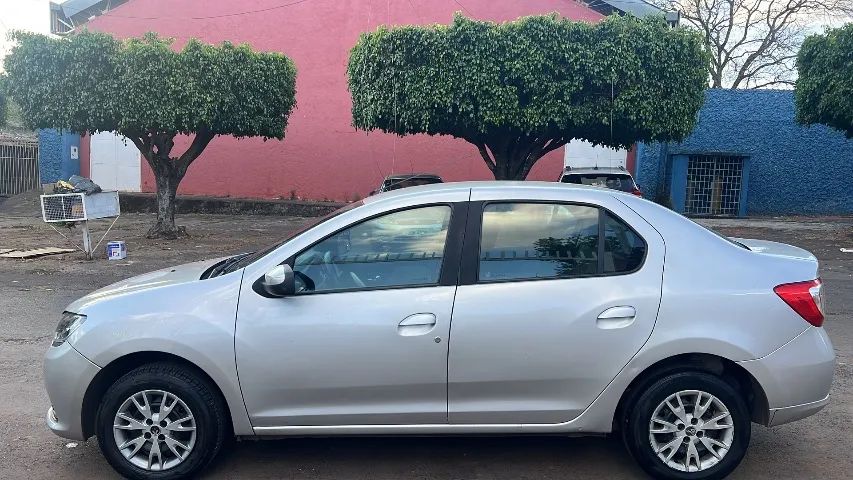 Renault Logan 2016