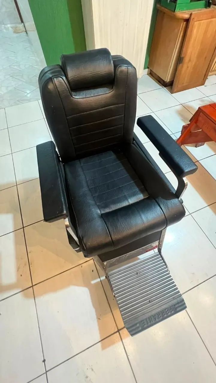 Cadeira de barbeiro Ferrante