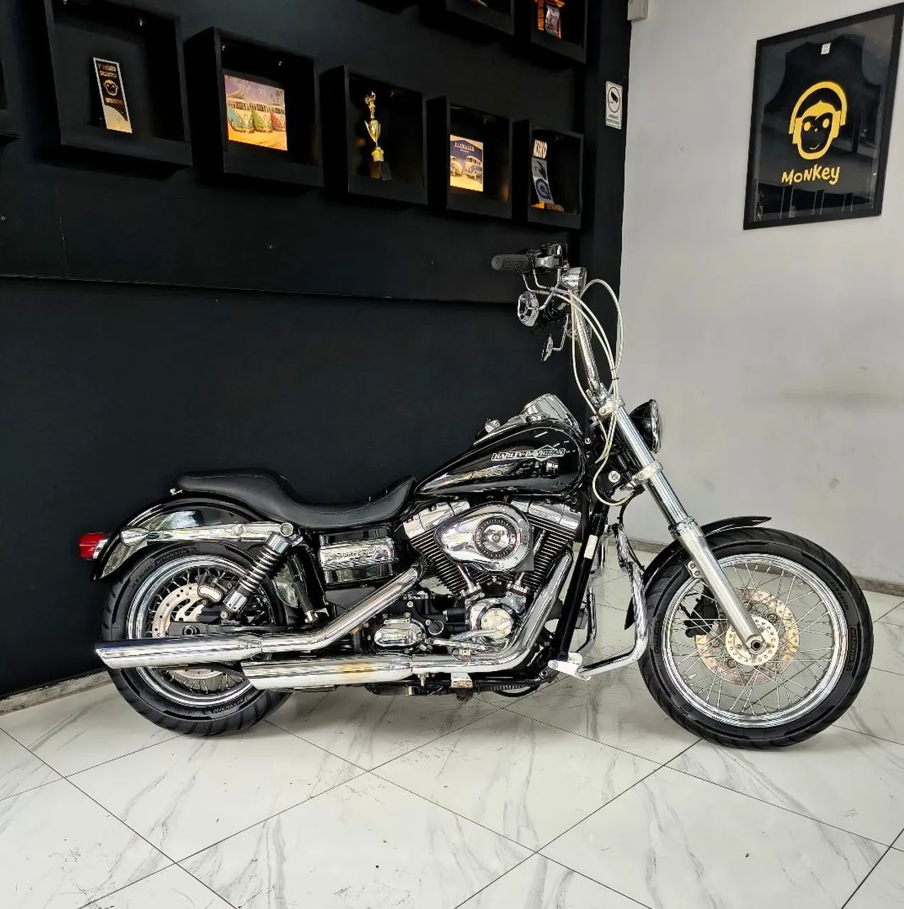 Harley Davidson Dyna Super Glide Custom  - Foto 3