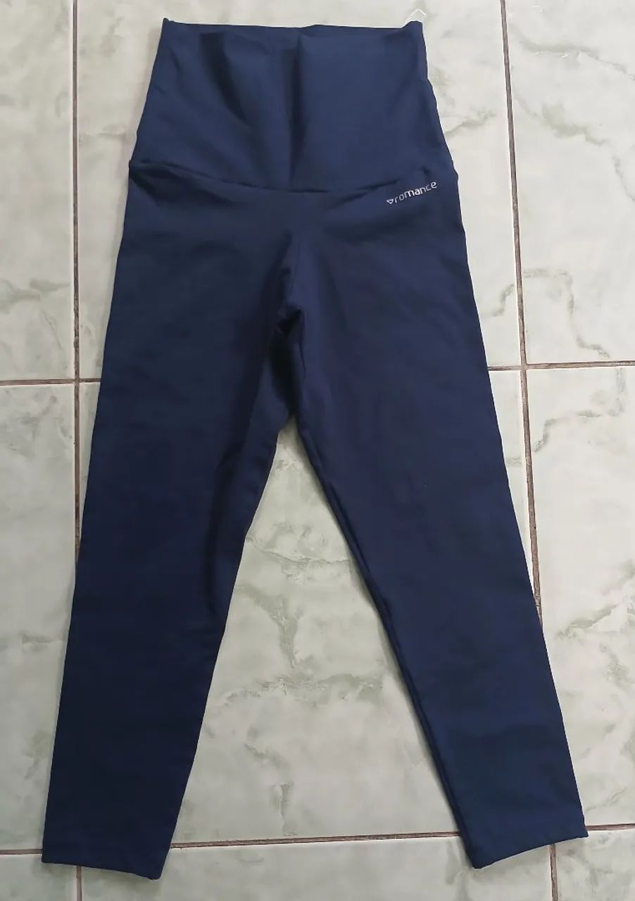 Desapego legging pp/p azul escuro 10 reais