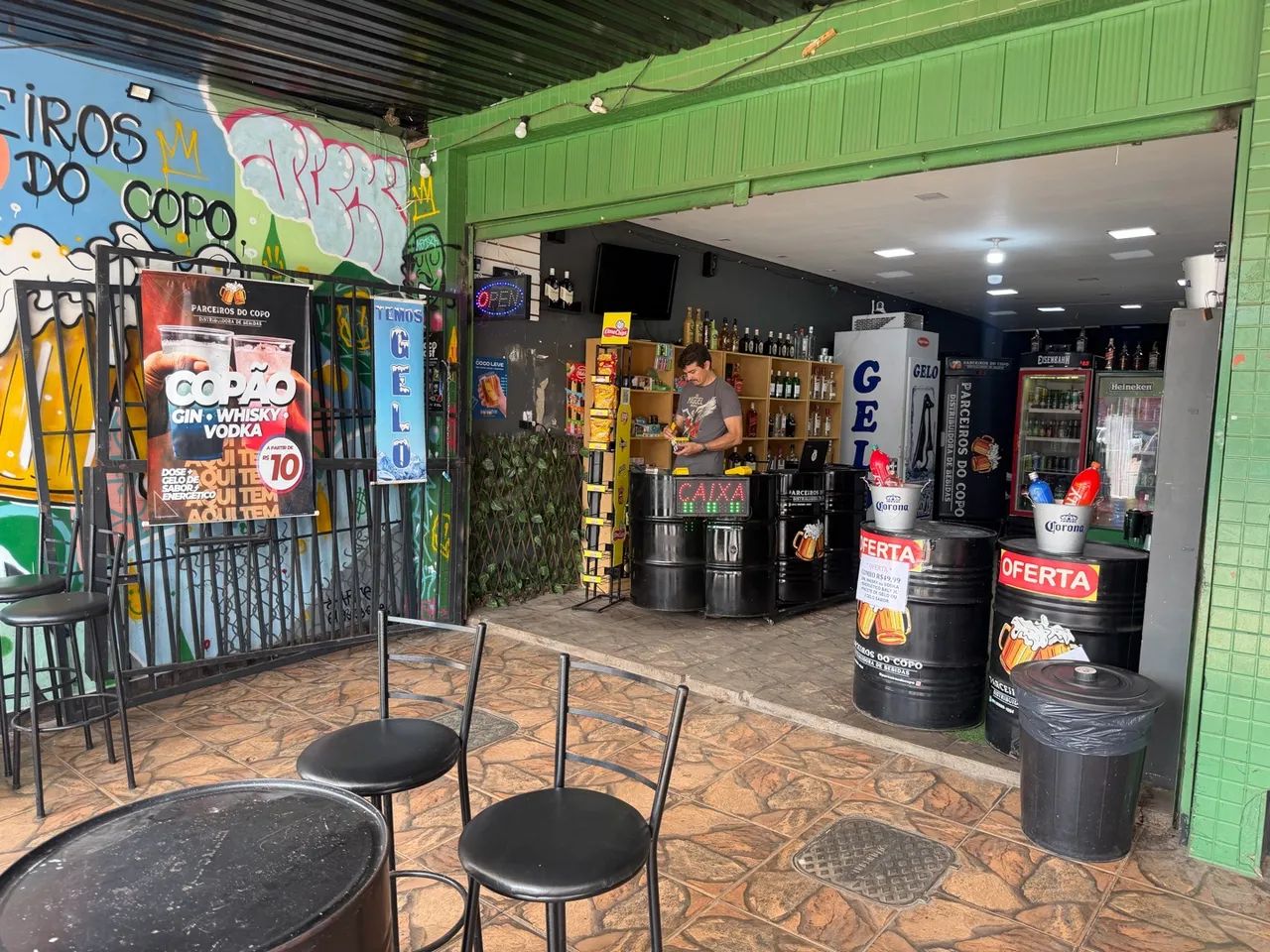 Vendo / Passo ponto - DISTRIBUIDORA DE BEBIDAS - Foto 4