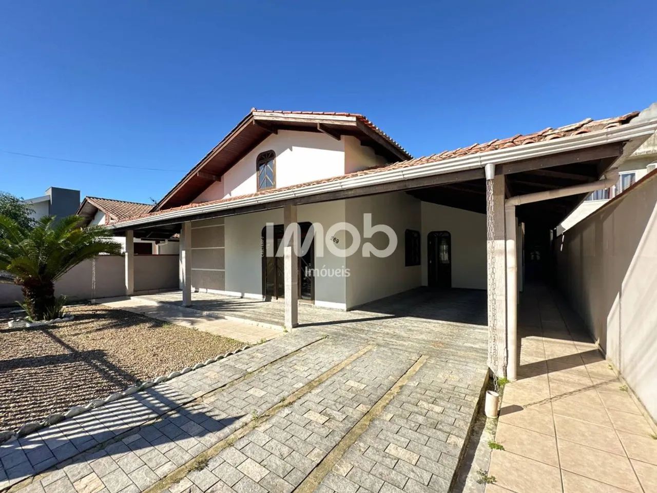 CASA COM SUÍTE + 4 QUARTOS, CENTENÁRIO - Foto 2