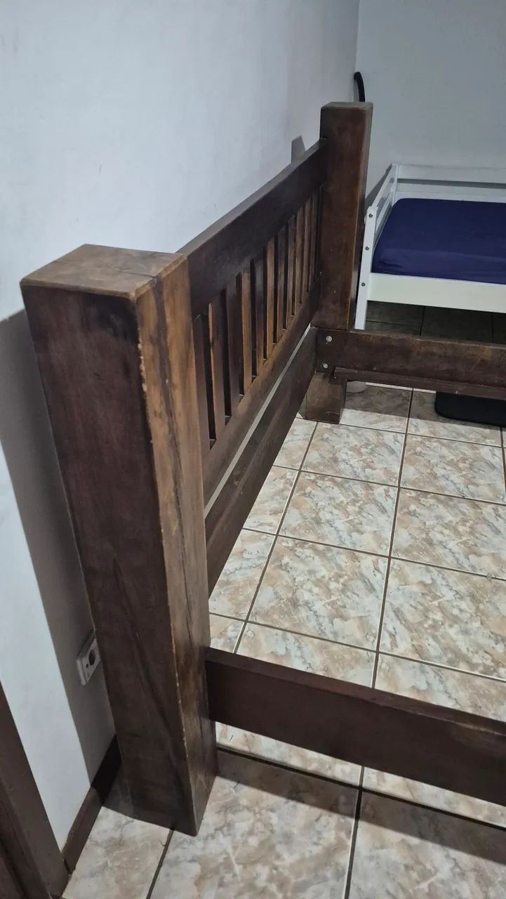 Cama de Casal em Madeira Maciça Estilo Rústico - Foto 3