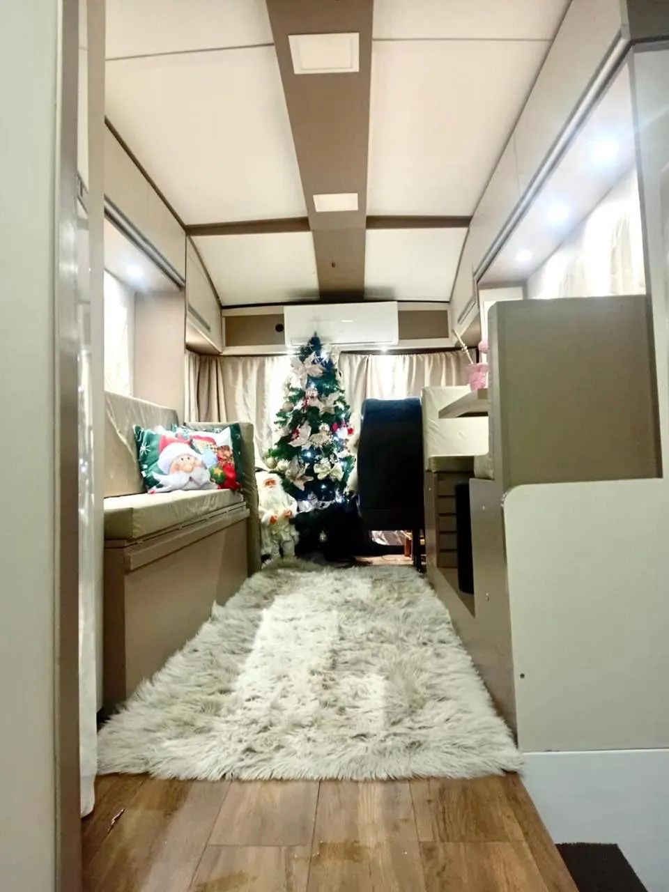 Motorhome Mercedes-Benz OF-1621 Completo | Garagem para Moto | Pronto para Viajar - Foto 7