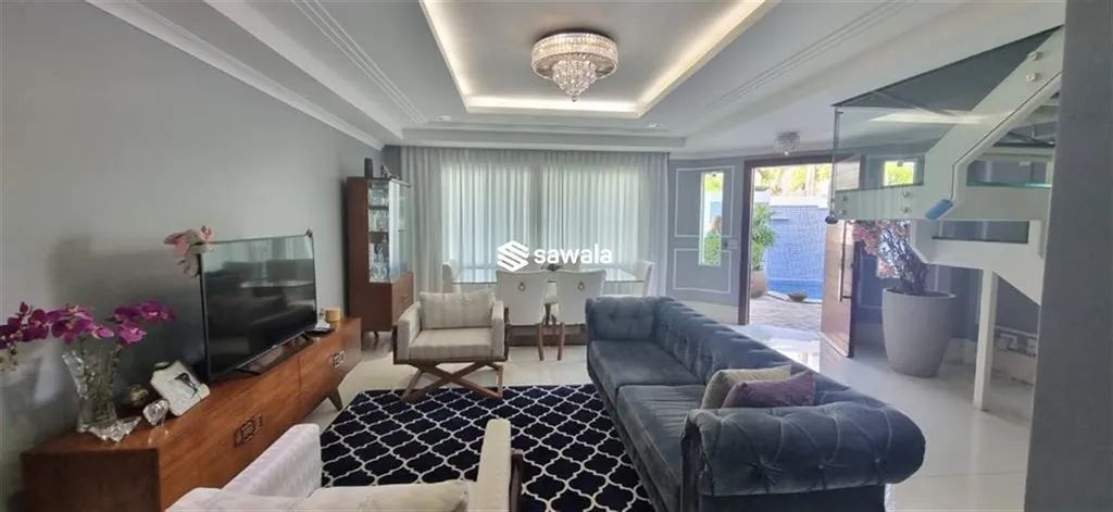Linda casa Triplex - em condomínio - com RGI - Foto 4