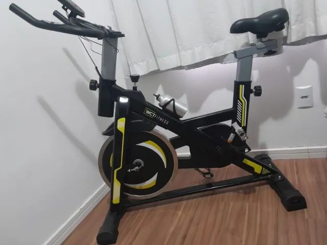 Bicicleta Ergométrica Spinning WCT