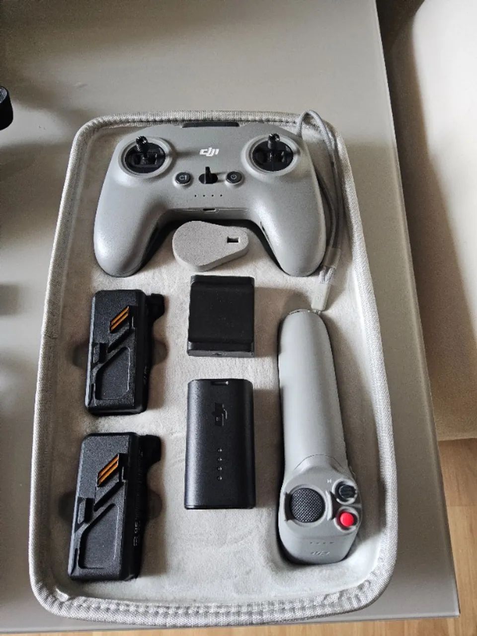 DJI AVATA - KIT FLY MORE COMPLETO - Foto 4