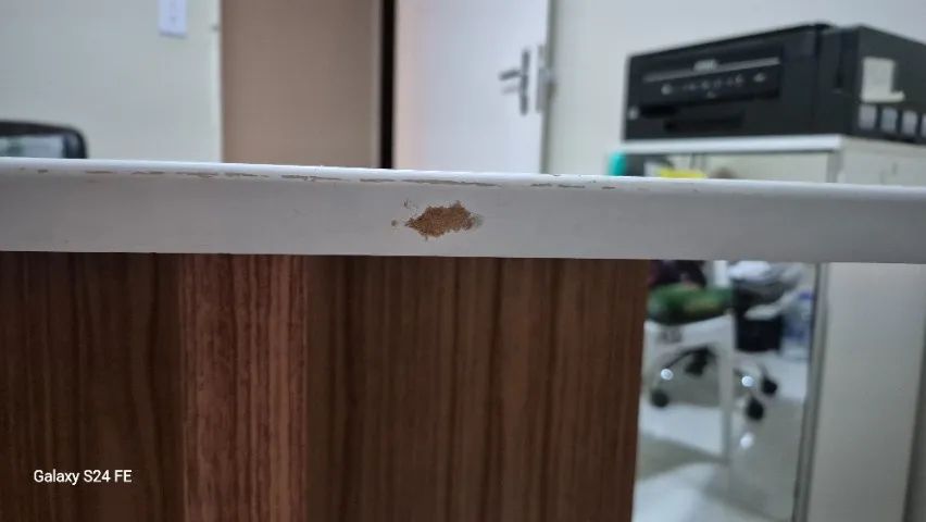Mesa de jantar 1,30 x 0,80 - Foto 4