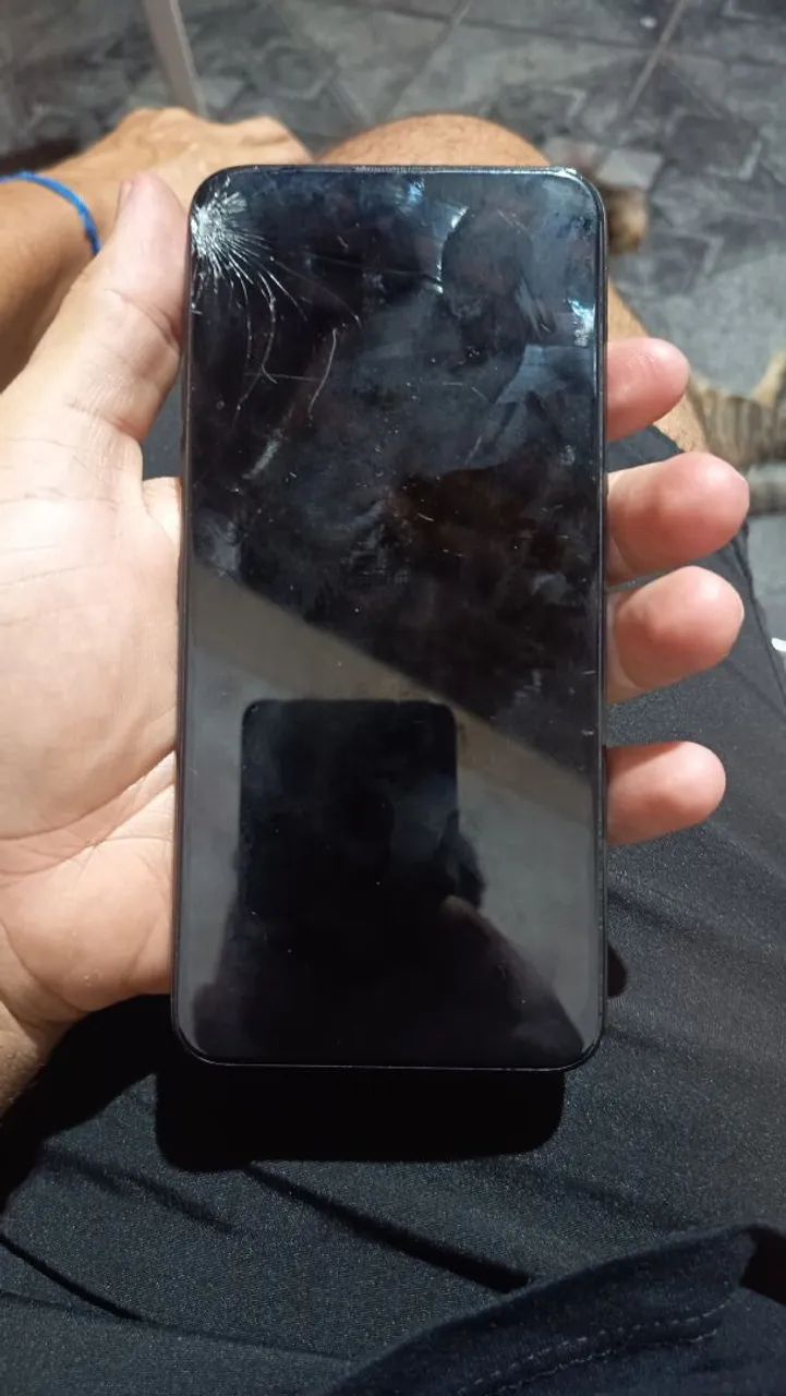 Celular LG para retirada de peças