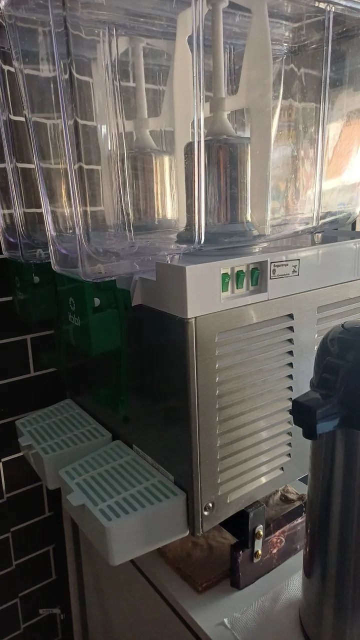 Vendo refresqueira ibbl 220v nova  - Foto 3