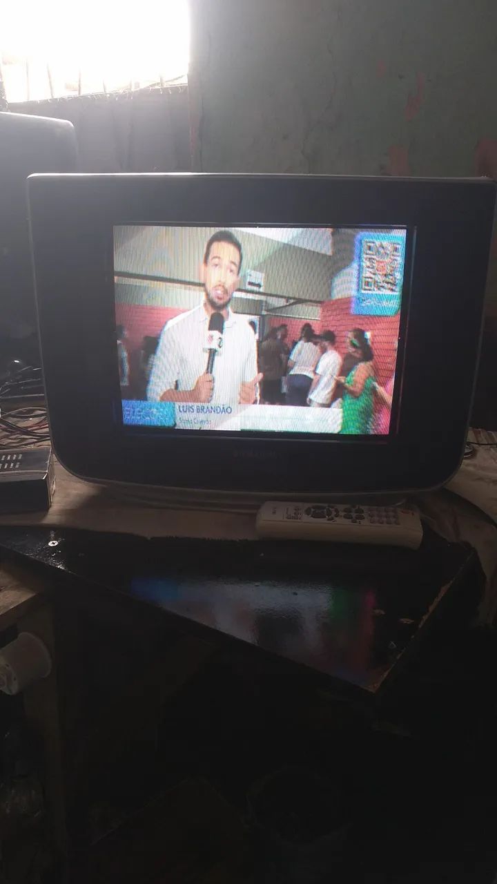 TV de tubo Samsung polegadas utrislin com conversor  - Foto 3