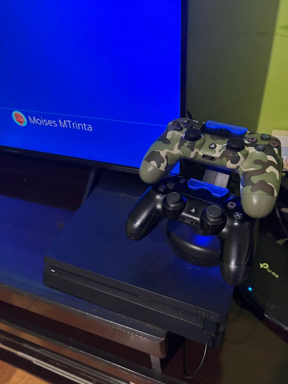 Ps4 1000gb 2 manete  - Foto 4