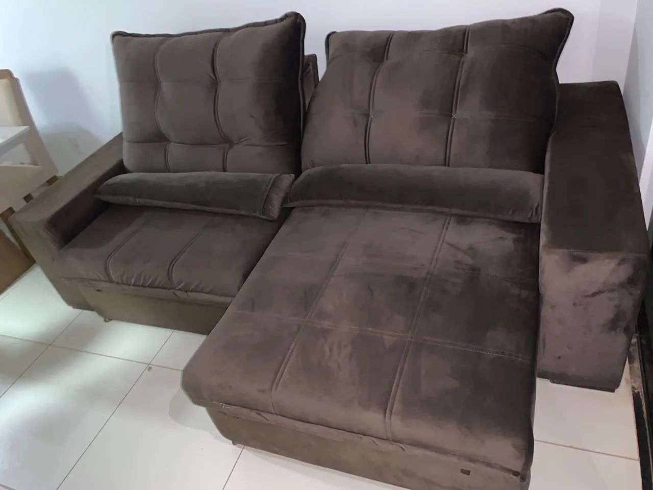 ? Sofá retrátil e reclinável em ótimo estado! Apenas 1 ano de uso. R$ 2.500 - Foto 2