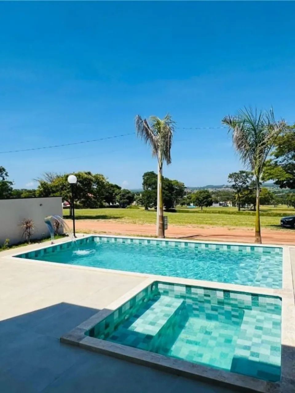 Casa com 4 dormitórios à venda - Foto 2