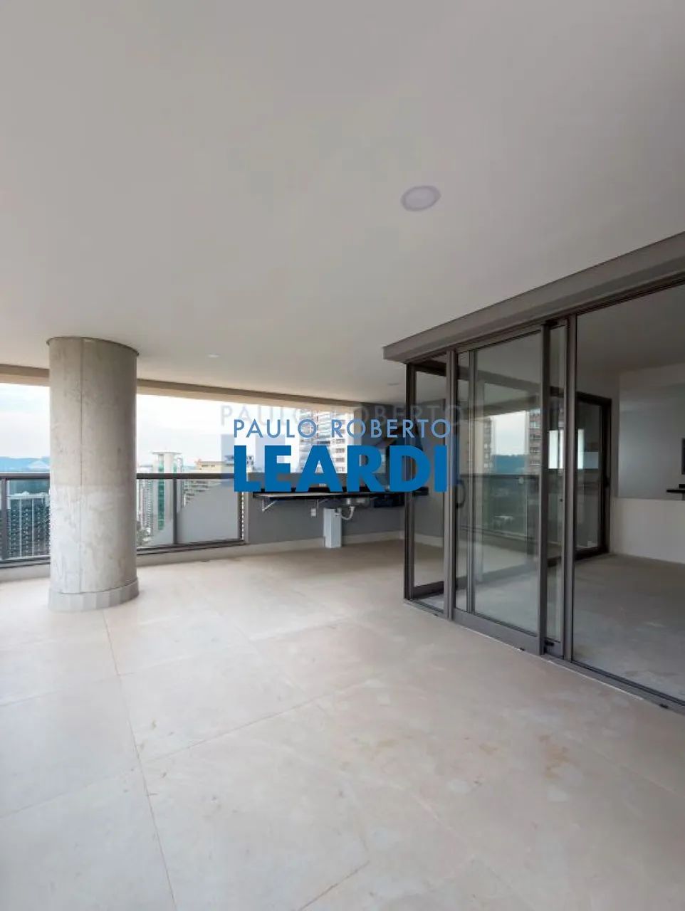 APARTAMENTO - ALPHAVILLE - SP