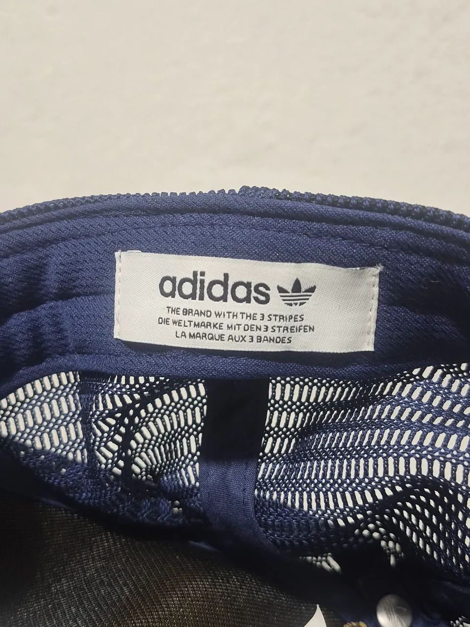 Bon é Adidas Original Trucker - Foto 2