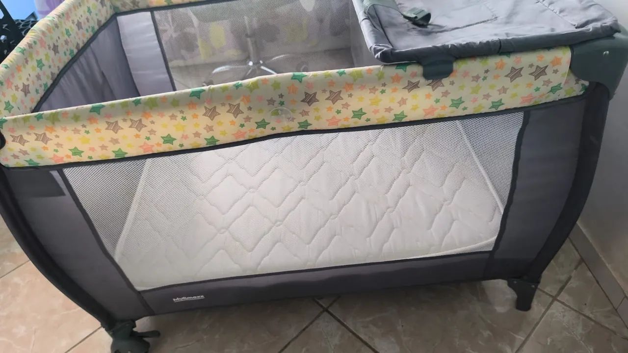 Berço/ chiqueirinho 