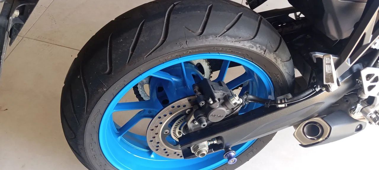 Suzuki GSX 8S - Foto 5