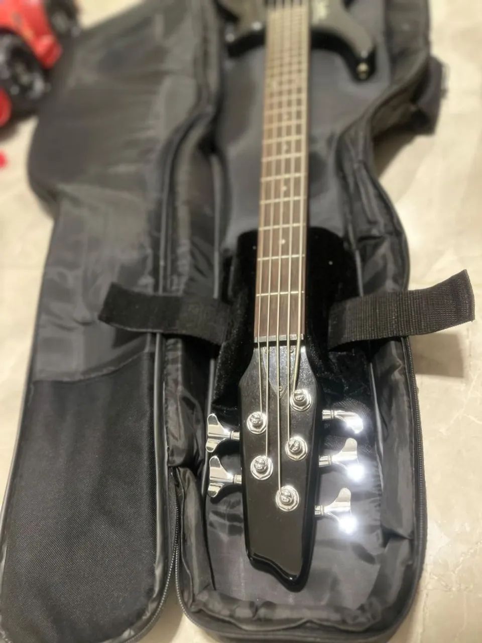 Baixo Strinberg Com caixa amplificada e capa RockBag original kit completo 
